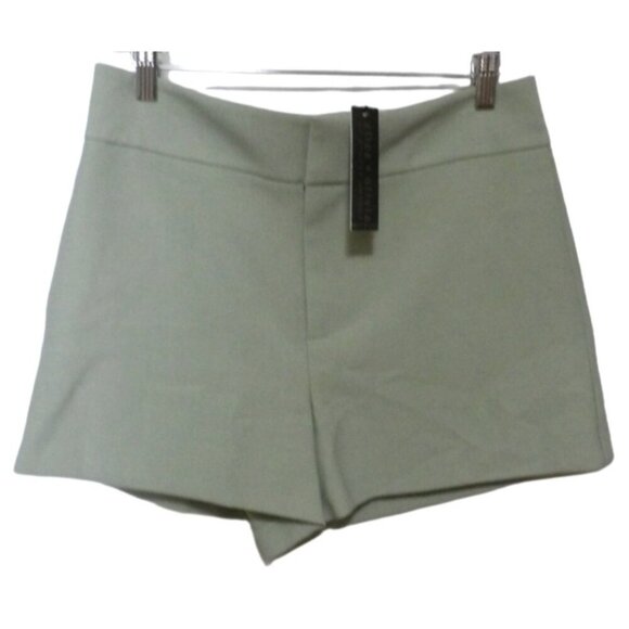 ALICE + OLIVIA Classics green high rise shorts women's size 10 inseam 2.75" NEW - Picture 1 of 4
